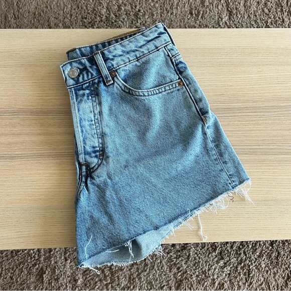 H&M Jean Shorts - Picture 3 of 5